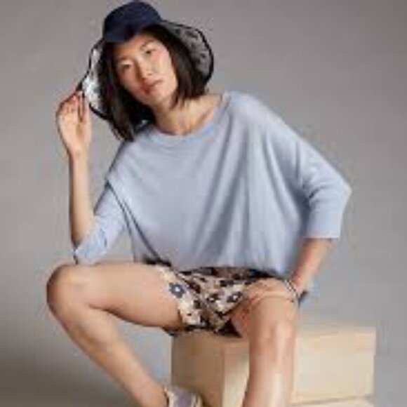 Anthropologie-Reversible Canvas Bucket Hat in Navy&White - Picture 2 of 15